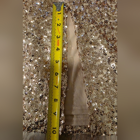 Vince Camuto Champagne Rose Gold Sequin Halter Dress. - Picture 13 of 13